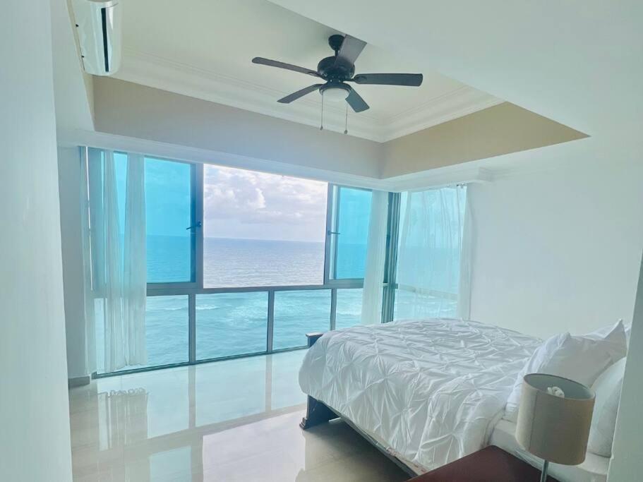 Beach Front Penthouse In Exclusive Tower Santo Domingo Kültér fotó