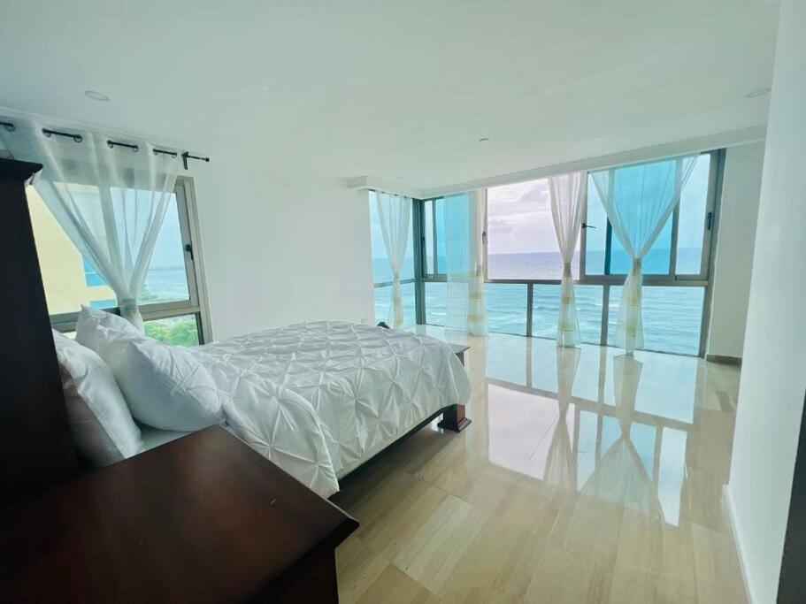 Beach Front Penthouse In Exclusive Tower Santo Domingo Kültér fotó