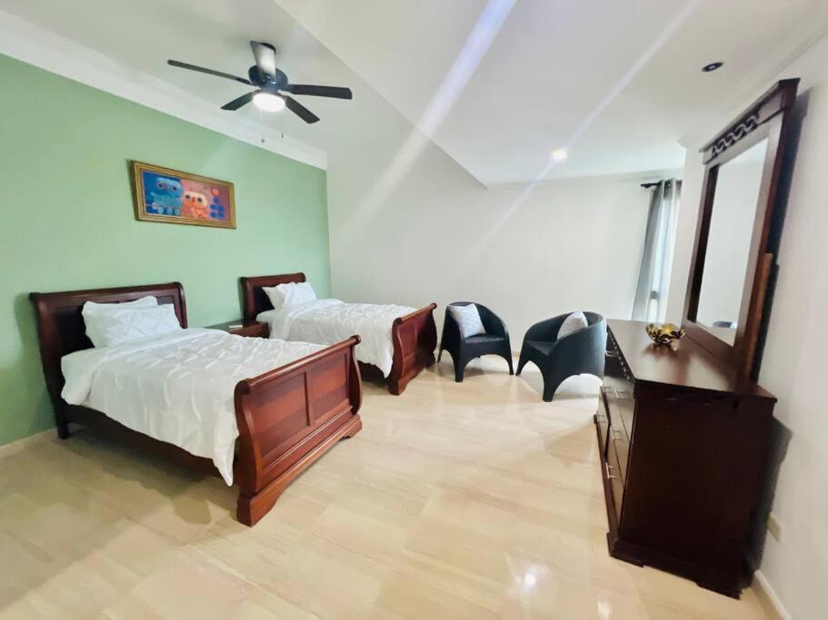 Beach Front Penthouse In Exclusive Tower Santo Domingo Kültér fotó